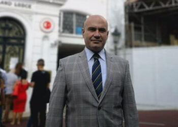 Çömez: AKP huzursuz, Saray’da bile gruplaşmalar var
