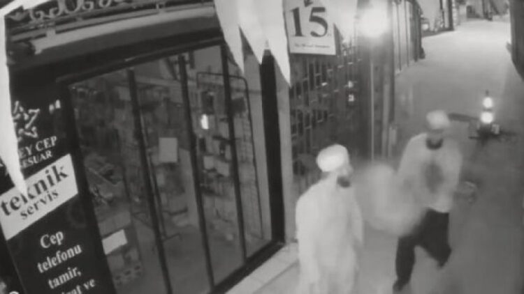 Atatürk’lü Türk bayrağını yere atan Volkan Erbaş’ın ifadesi ortaya çıktı