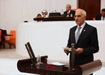 CHP’li Kılınç: Bu, dezenformasyonu engelleme yasası değil, kumpas yasasıdır