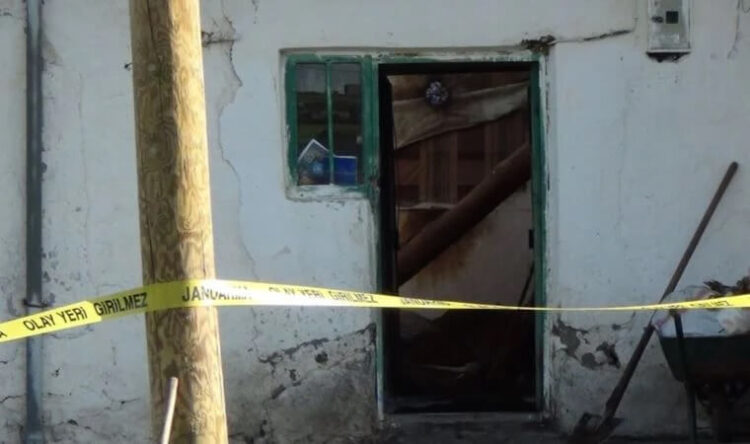 Anne ve 2 oğlu sağanak yağmur kurbanı oldu