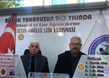 Atatürk’e büyük saygısızlık! Kendi fotoğraflarını astılar