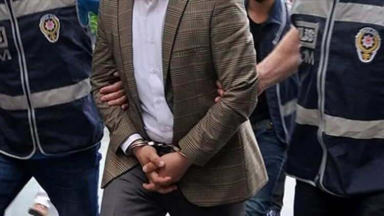 Adliyede suçüstü yakalanan sahte MİT elemanının 15 yıl hapsi istendi