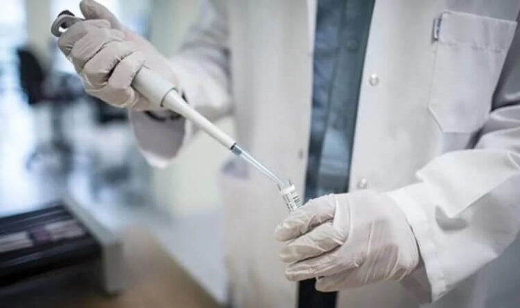 Bakan Koca, Maymun çiçeği şüphelisi 4 kişinin test sonucunu açıkladı