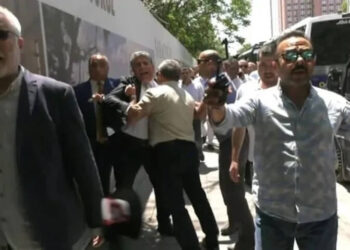 TÜİK protestosuna biber gazlı saldırı