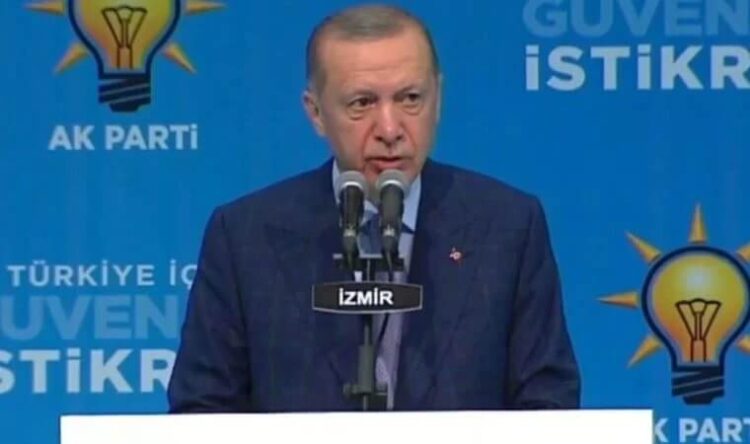 Erdoğan resmen adaylığını açıkladı