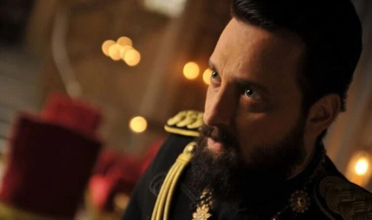 Ünlü oyuncuya taksiciden ‘kısa mesafe’ dayağı