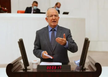 Kaboğlu: Dezenformasyonla mücadele teklifi dezenformasyon önerisidir