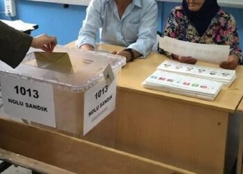 ‘AKP’nin oyları eriyor, CHP büyük güç kazanıyor’