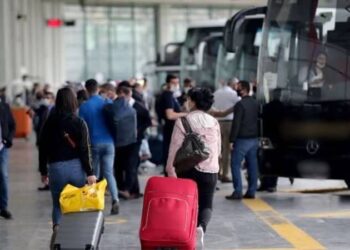 Taksitle satış dönemi başladı! Bayram öncesi otobüs fiyatlarına dev zam