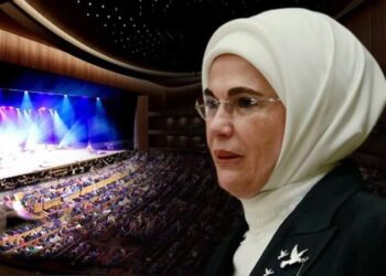AKM’de Emine Erdoğan protestosu: ‘Yuh’ sesleri yükseldi