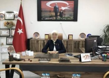 Okul müdüründen, öğretmene kıyafet tehdidi: ‘Böyle giyinemezsiniz’