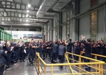 Enerji işçileri fabrikayı işgal etti