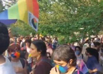 ODTÜ’de Onur Yürüyüşü’ne polis müdahalesi
