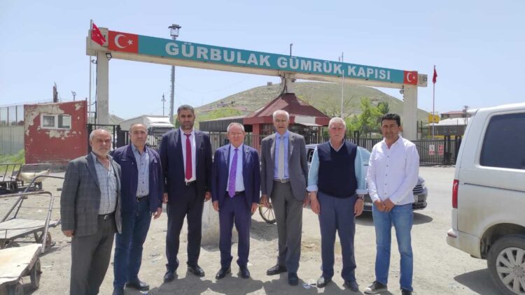 CHP, 51 ilde eş zamanlı olarak sahaya indi