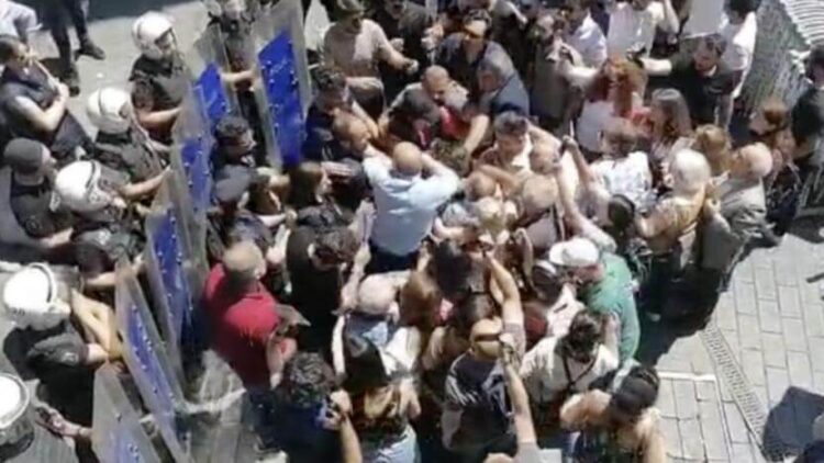 Cumartesi Anneleri’ne 900. haftada polis müdahalesi