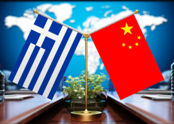 Xi ve Yunanistan Cumhurbaşkanı Sakelaropulu’dan diplomatik ilişkilerin 50. yıl dönümünde karşılıklı kutlama mesajı