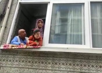 Fetihtepeli Şengül Koca: Mahalleye polis yığmak nedir? Terörist mi besliyoruz evde?