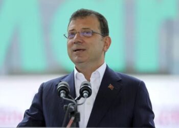 İmamoğlu: Ezici çoğunluk ‘değişim’ istiyor