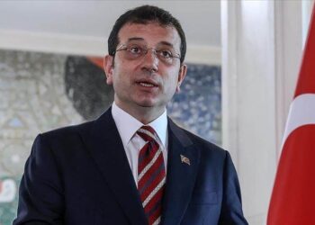 İmamoğlu’ndan İBB’nin öğrenci burslarıyla ilgili açıklama