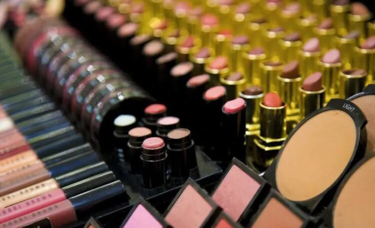Kozmetik ürünlere yüzde 40 oranında zam beklentisi