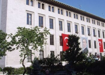 İlgezdi: “TRT’nin kiraladığı binaya 40 milyon TL ödediği doğru mu?”