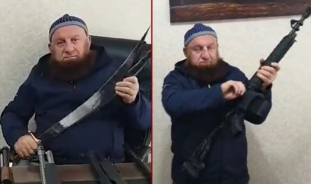 AKP bağlantılı derneğin başkanından dikkat çeken görüntüler