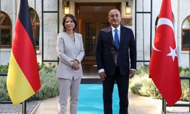 Çavuşoğlu’ndan Alman mevkidaşına: “Kavala konusunu Türkiye aleyhine kullanıyorsunuz”