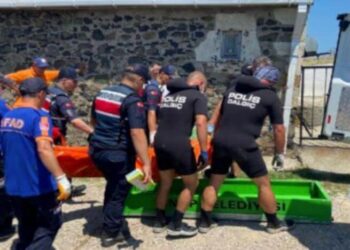 14 ay önce toprağa verilen kişinin cesedi denizde bulundu