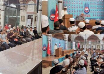 E-medrese… Cami avlusundan ve internetten ders veriyorlar