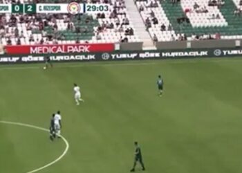 Giresunspor taraftarından dikkat çeken tezahürat