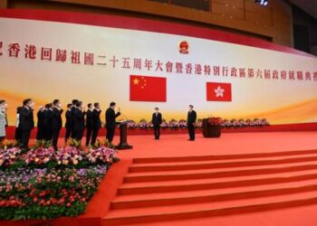 Xi: Hong Kong, anavatana döndükten sonra gerçek demokrasinin keyfini sürüyor