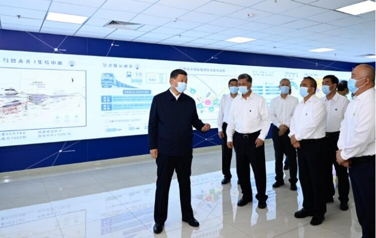 “Xinjiang: Kuşak ve Yol üzerindeki bir merkez”