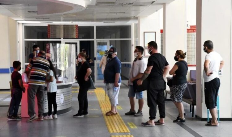 Uzmandan uyarı: Koronavirüsten yoğun bakımlara yatışlar başladı