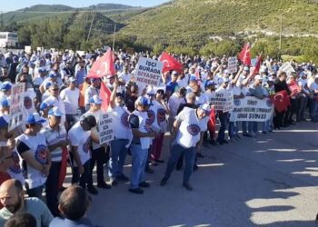 Soma’da işçiler özelleştirmeye karşı iş bıraktı