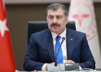 Koca’dan Kılıçdaroğlu’na: Biraz da olsa üzgün görünemez miydiniz?