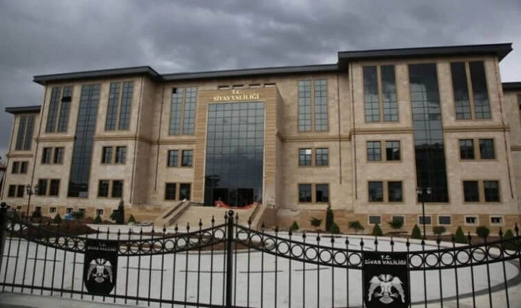 Vali yardımcısından silahlı saldırı!