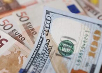 20 yıl sonra bir ilk yaşanmıştı: ‘Euro/Dolar eşitliği sorunları daha da büyütecek’