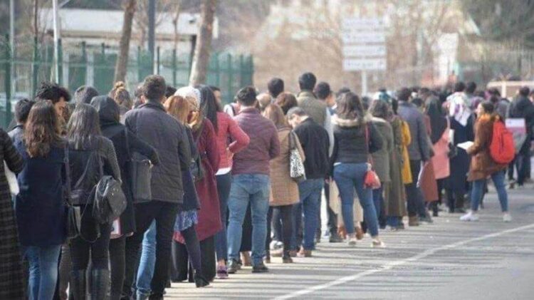 DİSK-AR: İşsiz sayısı pandemi öncesine göre 2 milyon arttı