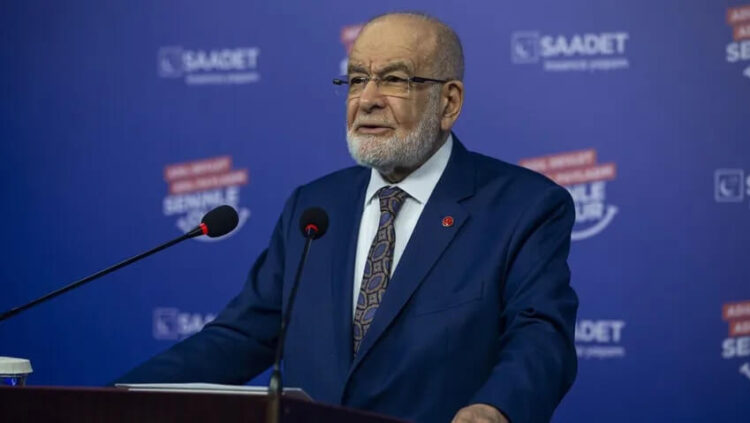 Karamollaoğlu: Yenikapı Ruhu’nun üstüne tuz ruhu döküp öldürdünüz