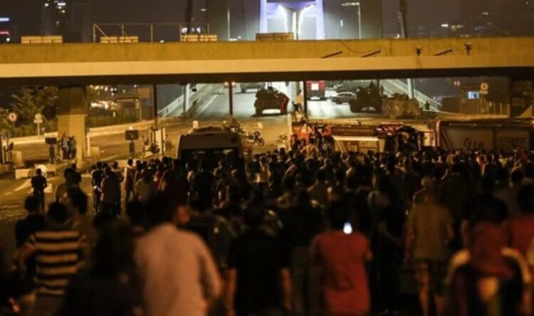 Sav’dan ’15 Temmuz’ açıklaması: Bir cinayet tezgâhı değil sinsi bir irtica planıydı