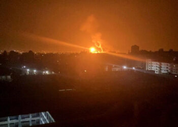 İsrail Gazze’yi vurdu