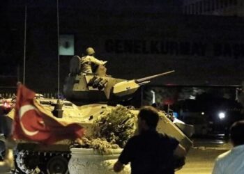 Eski belediye başkanına ’15 Temmuz’ gözaltısı