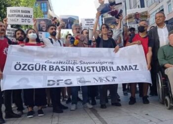 Basın meslek örgütleri alanda… Tutuklu olan 16 gazeteci için eylem