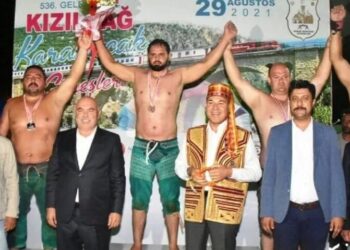 Şampiyon pehlivandan belediyeye ‘kayıp kemer’ davası