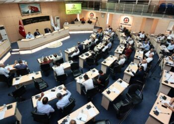 Dar gelirli için konut yapılacaktı… AKP’li belediye parsel parsel satıyor!