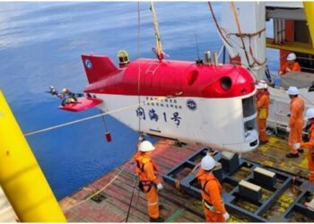 Çin’de derin deniz araştırmaları için sualtı robotu geliştirildi