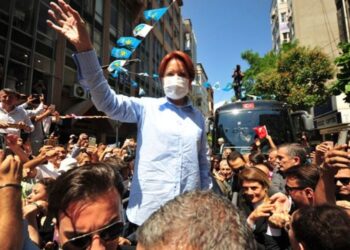 Akşener: “Bu harami düzeni inşallah yıkacağız””