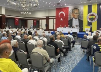 Fenerbahçe Kulübü Üyesinden ‘Zelenski’ sloganı