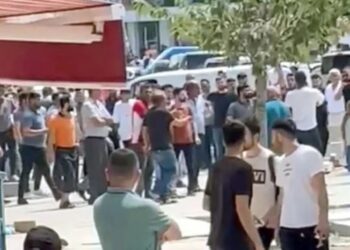 Taşlı- sopalı ‘park’ kavgası… Yaralılar var