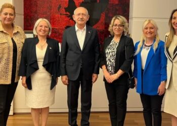 Kılıçdaroğlu, 85 bininci kadın üye Dilek Doğan’ı ağırladı